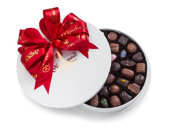 Boite Blanche - Fine Milk and Dark Chocolate Selection Gift Box - 500g (without alcohol)