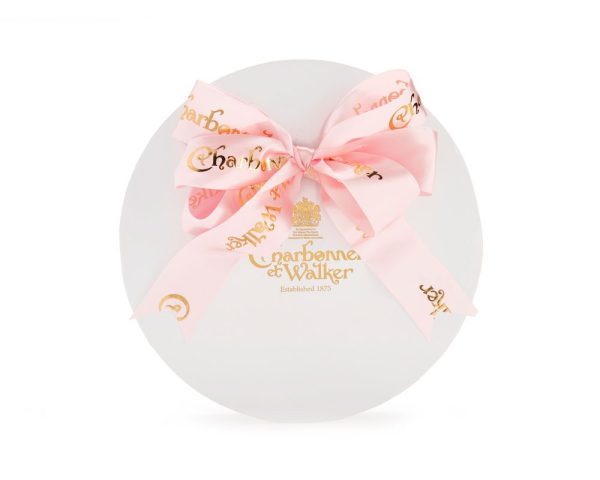 Luxurious 2000g  Boite Blanche with Milk and Dark Chocolates (with alcohol) - Image 7