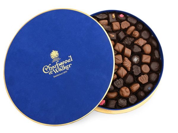 Luxurious Boite Marine 1000g with Fine Milk and Dark Chocolates (without alcohol)