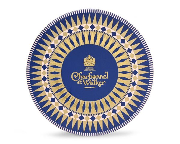 Victorian Circle – 8 Piece Milk and Dark Chocolate Selection – without alcohol - Image 2