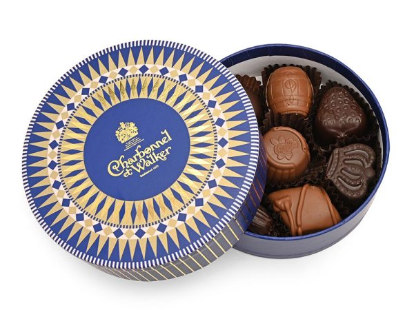 Victorian Circle - 8 Piece Milk and Dark Chocolate Selection - with alcohol