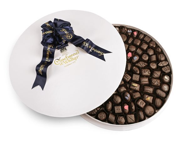 Luxurious 2000g Boite Blanche with Fine Dark Chocolates ( without alcohol)