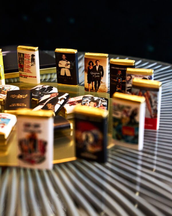 James Bond - Mini Milk Chocolate Collectors Tin - Image 6