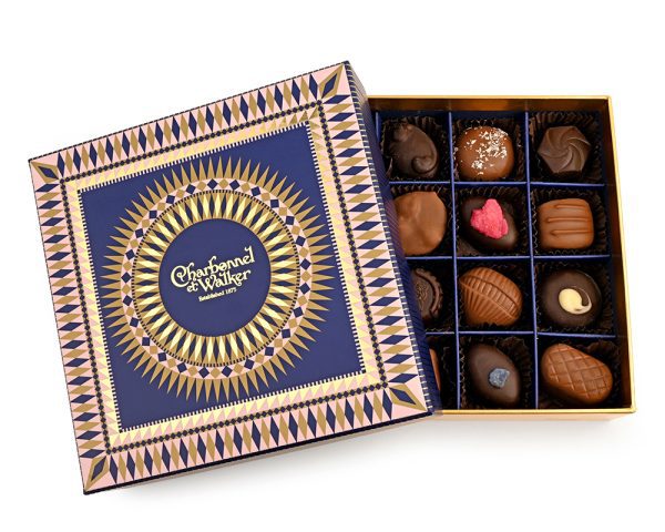 Victorian -16 Piece Fine Milk and Dark Chocolate Selection - without alcohol
